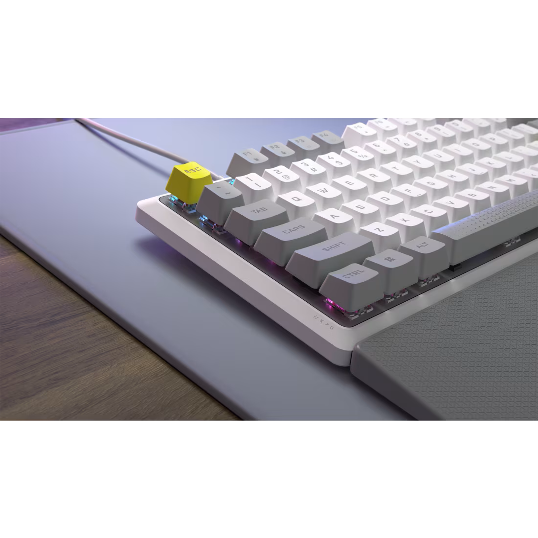 K70 CORE SE RGB Mechanical Gaming Keyboard with Palm Rest — White